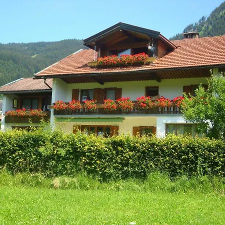 Apartment Haus Schoell